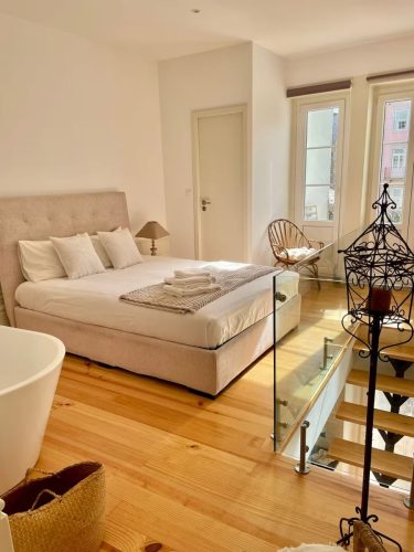 Apartment 7